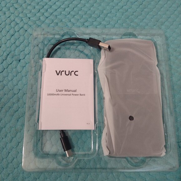 NEW 10000mAh powerbank - Vrurc - Picture 2 of 4